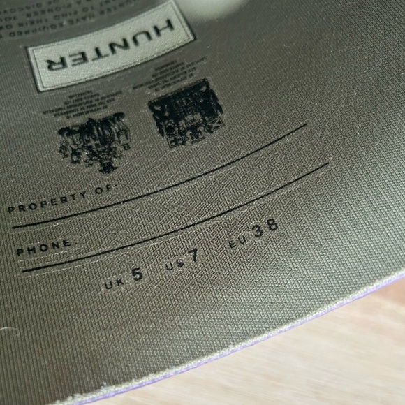 HUNTER Women's Norris Field Side Adjustable Rain Boots in Iris - Picture 7 of 9